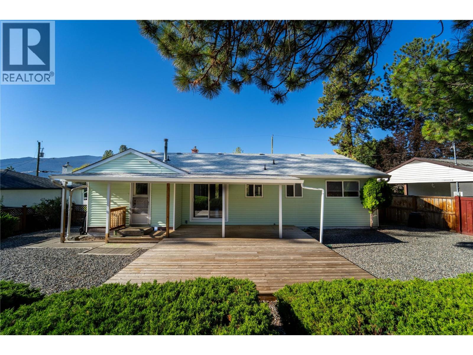 2037 PARKER Drive, Merritt