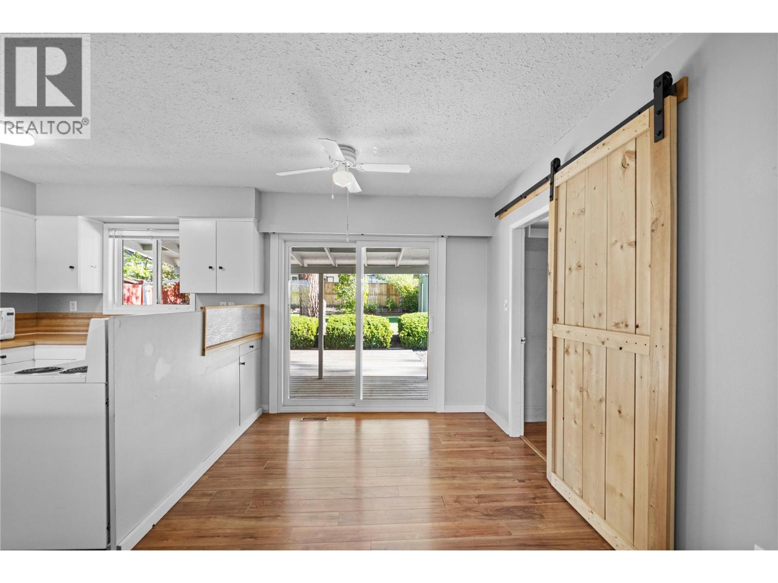 2037 PARKER Drive, Merritt