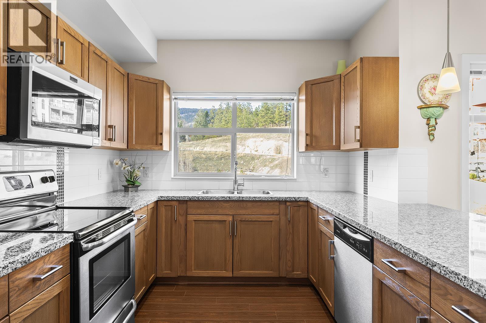 3220 Skyview Lane Unit# 410, West Kelowna