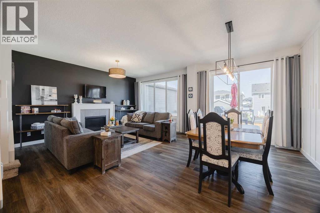 180 Emberside Place - Photo 4 of 30, Cochrane, Alberta