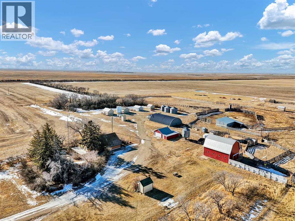 22222 Range Road 20 - Main photo, Bindloss, Alberta