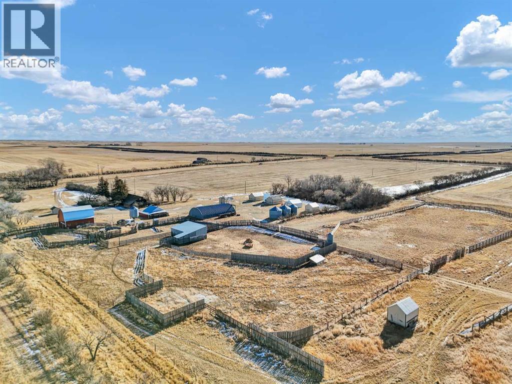 22222 Range Road 20 - Photo 5 of 50, Bindloss, Alberta