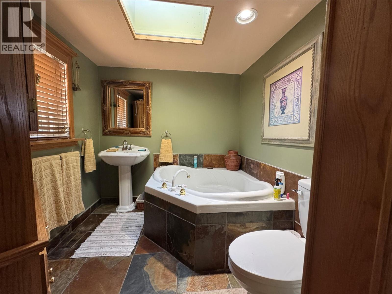 149 49 Highway - 15