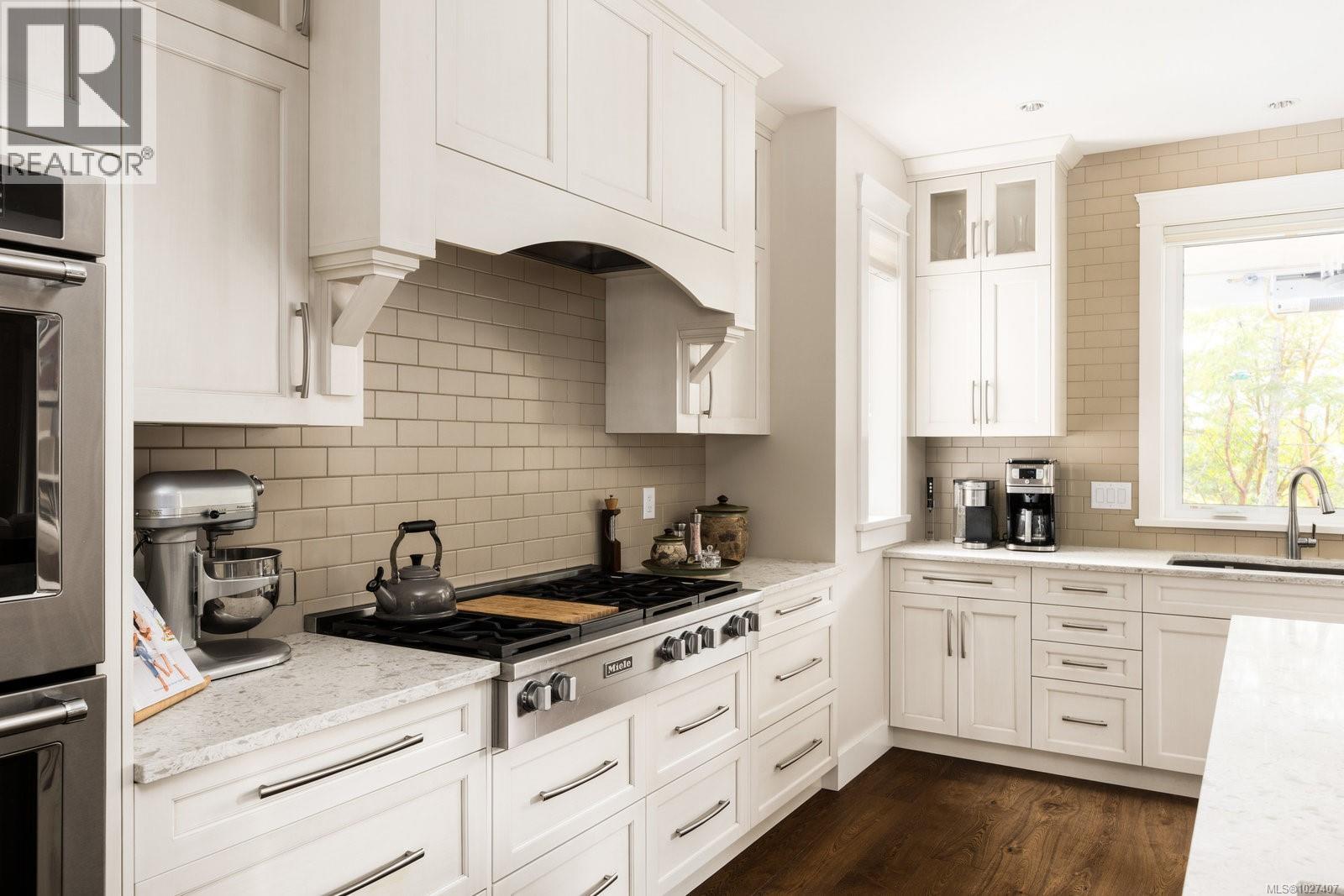 1484 Pebble Pl - Photo 5 of 39, Langford, British Columbia