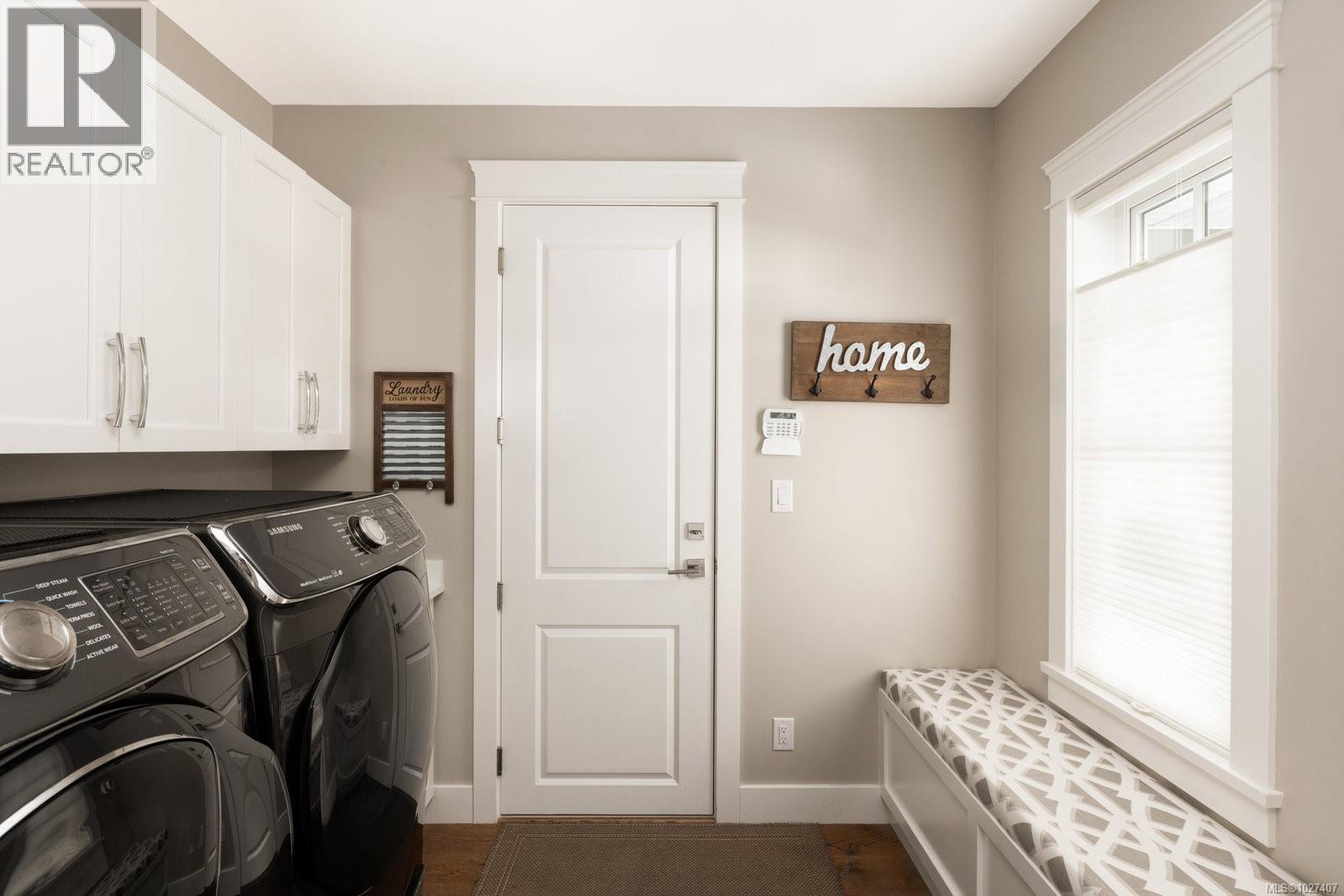  1484 Pebble Place, Langford