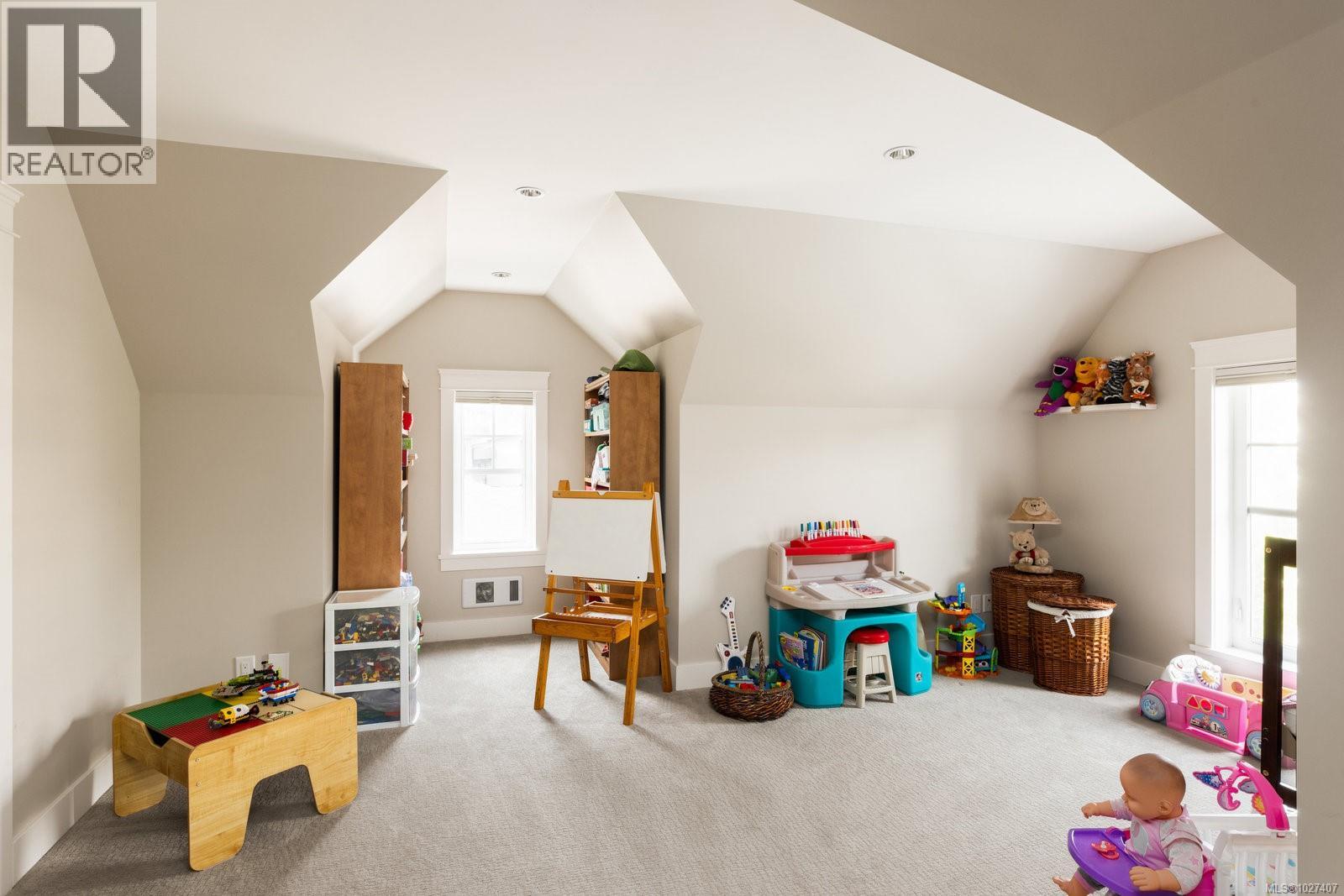  1484 Pebble Place, Langford