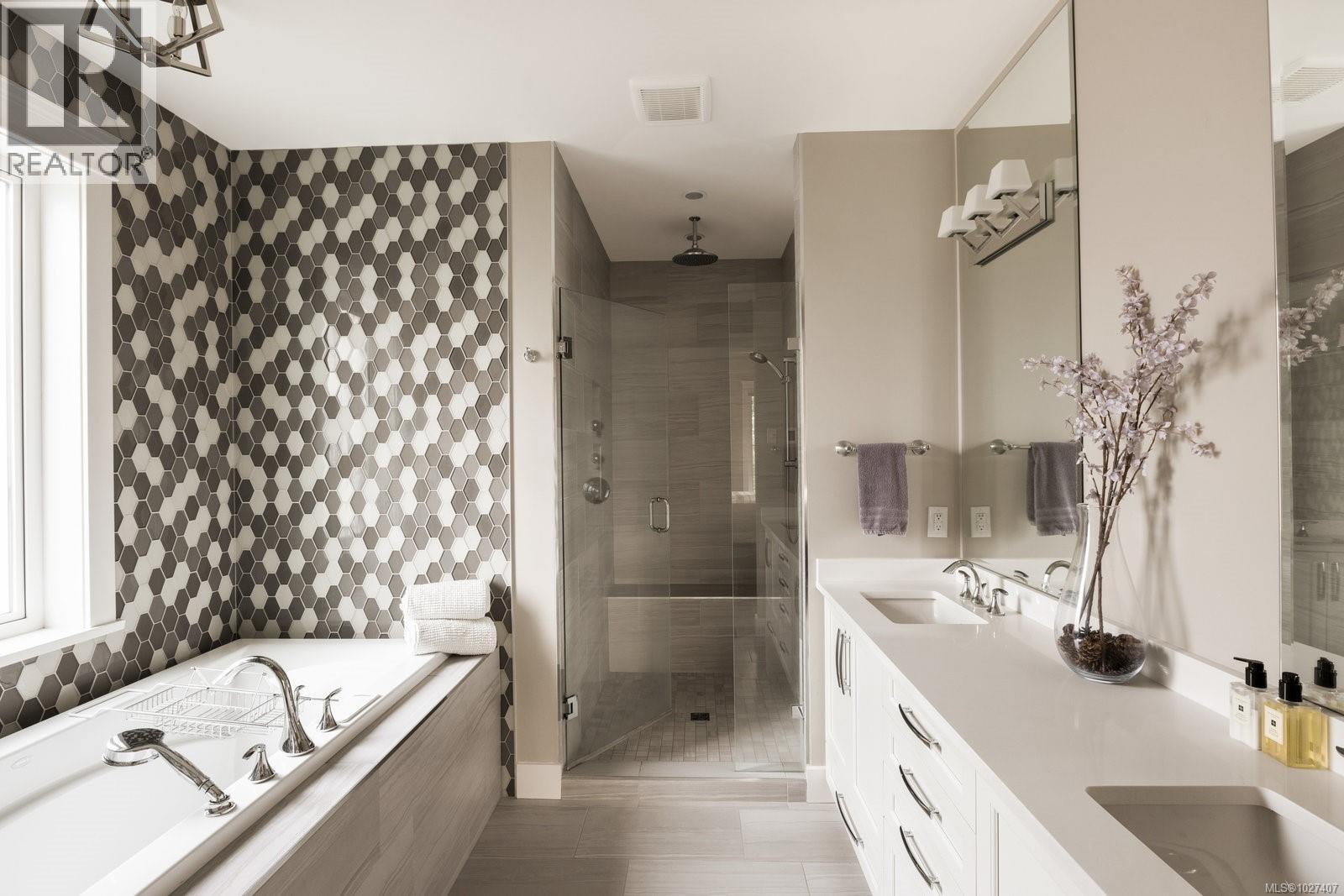  1484 Pebble Place, Langford