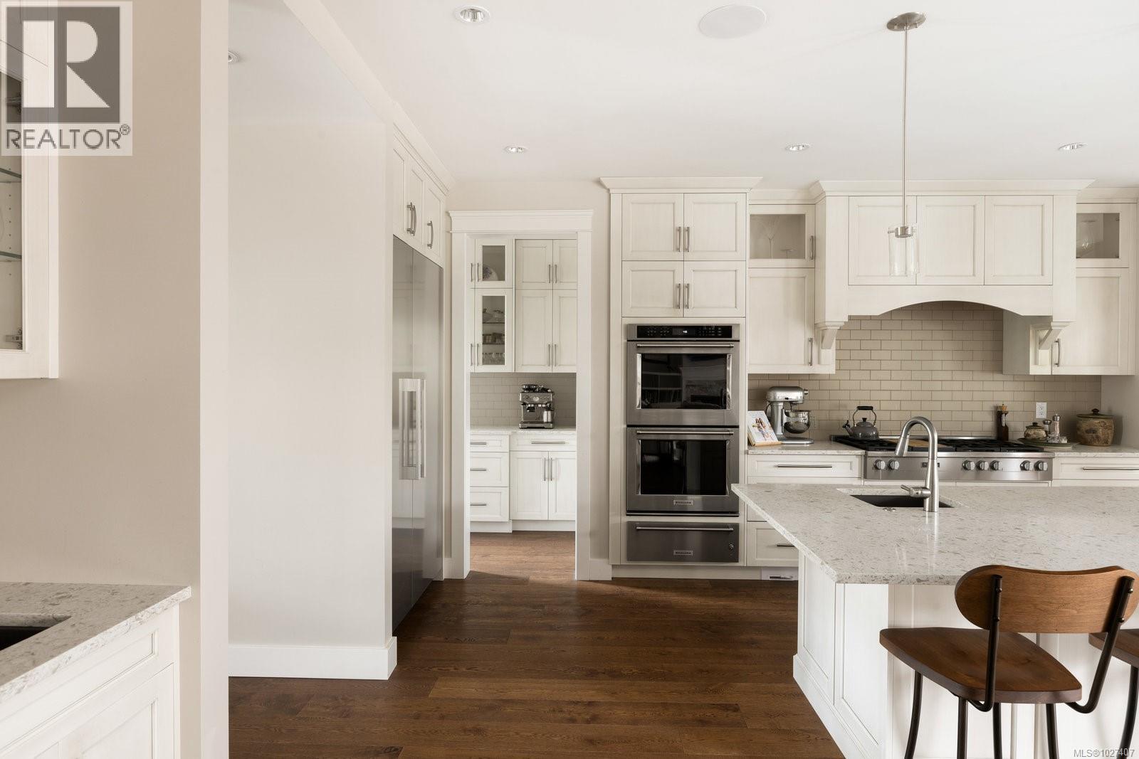  1484 Pebble Place, Langford