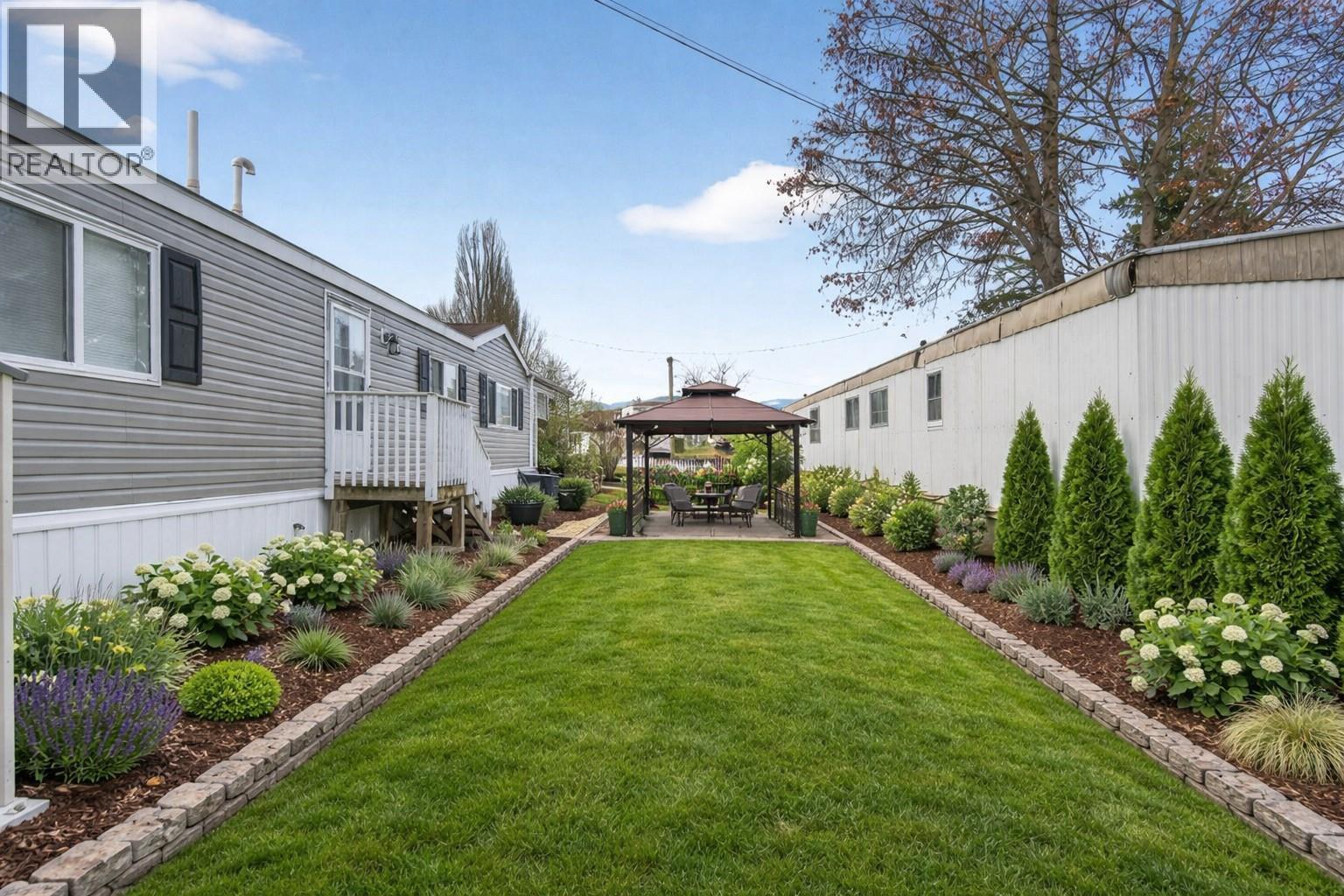 39 3350 10 Avenue Northeast, Salmon Arm