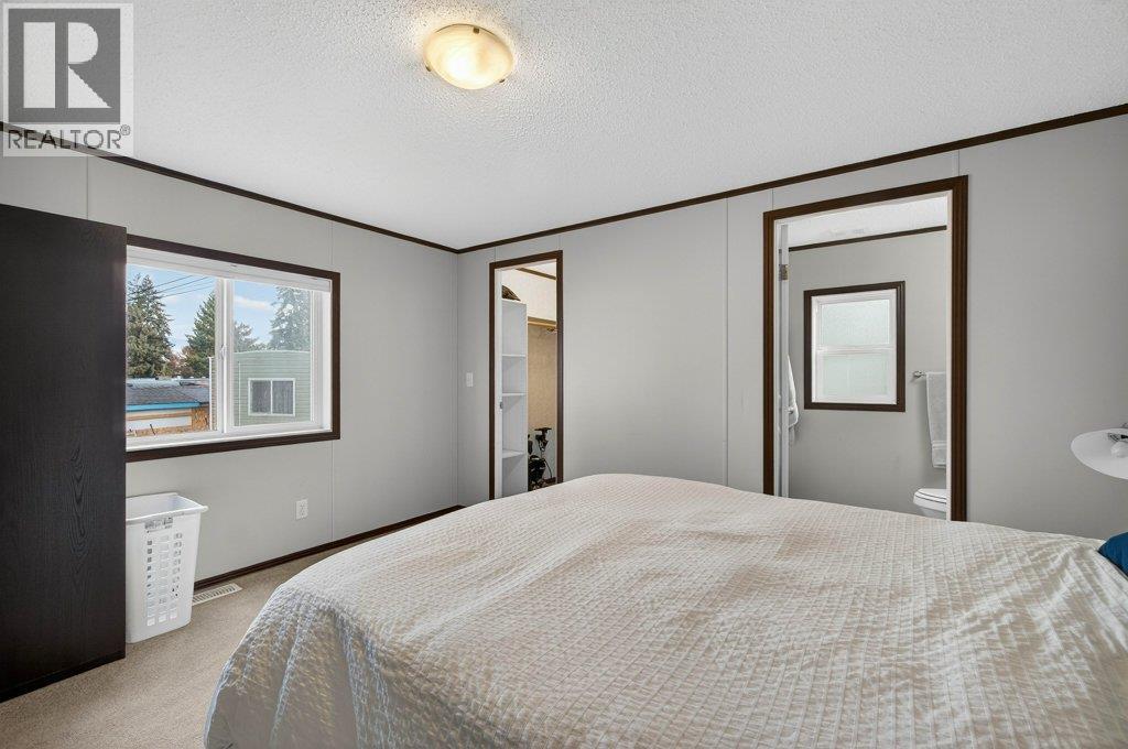 39 3350 10 Avenue Northeast, Salmon Arm