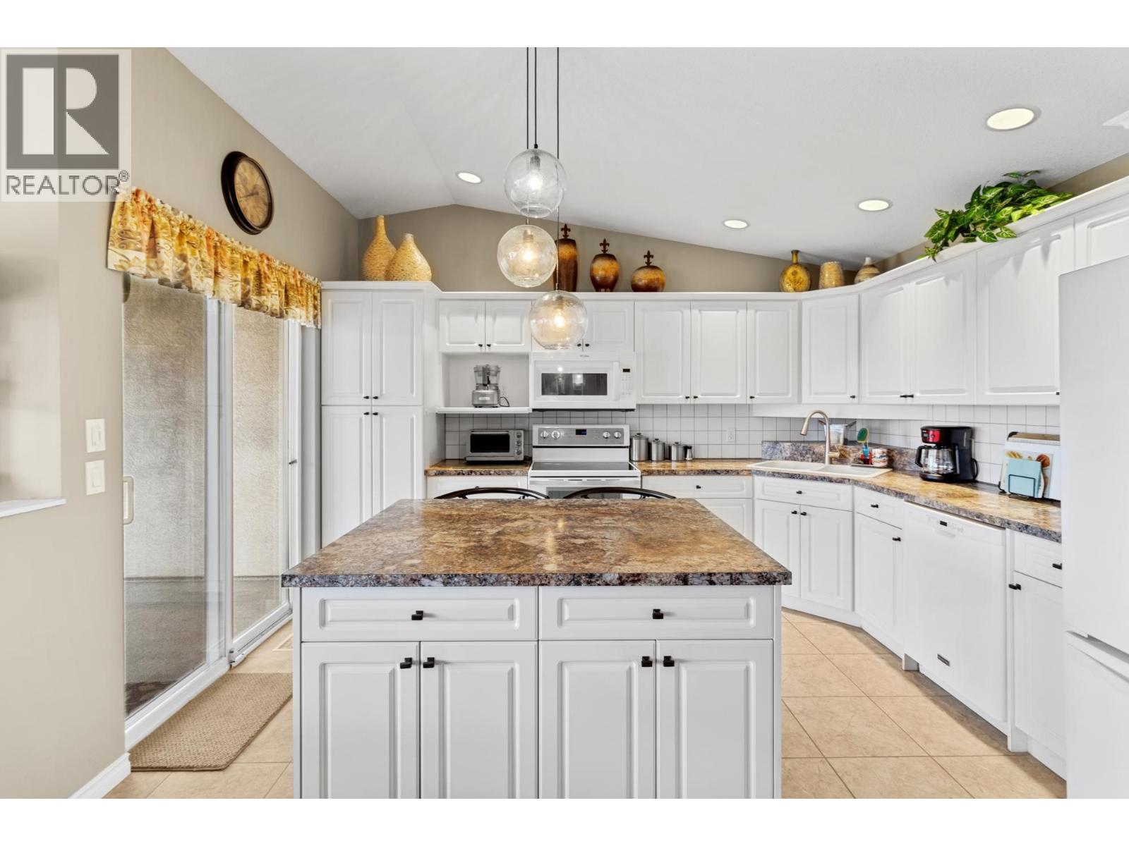 1950 BRAEVIEW Place Unit# 93, Kamloops