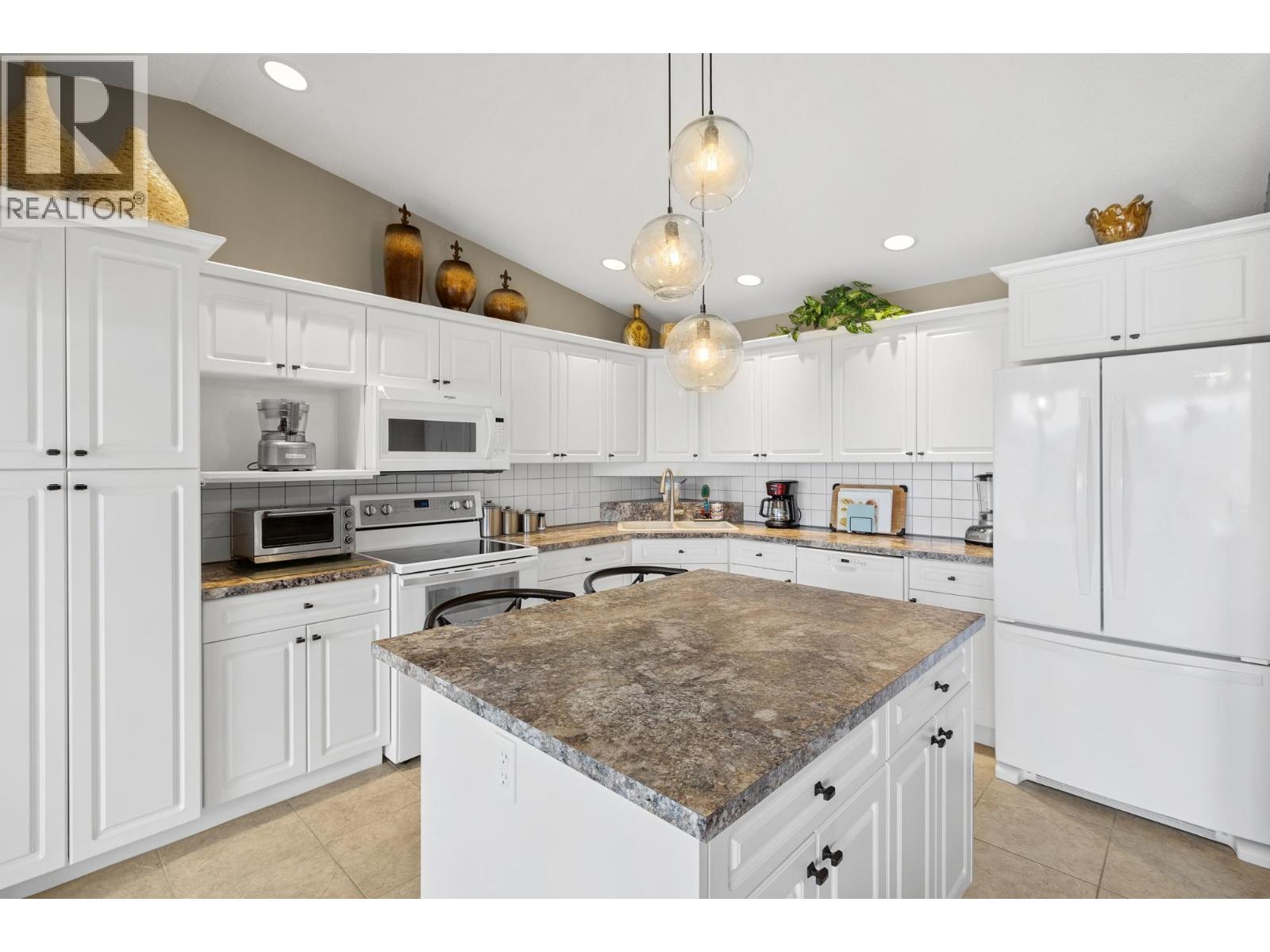 1950 BRAEVIEW Place Unit# 93, Kamloops