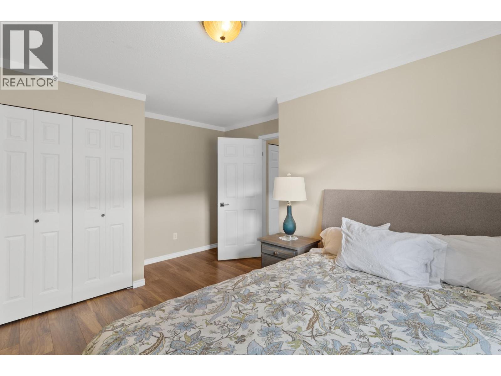#93 1950 BRAEVIEW Place - 32