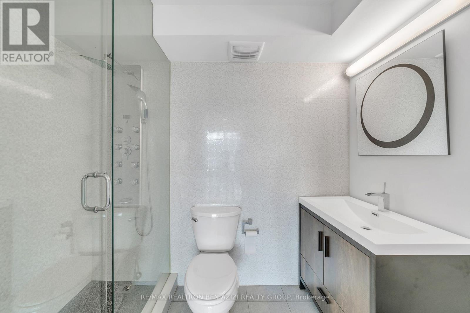 #1904 33 ELMHURST AVENUE - 34