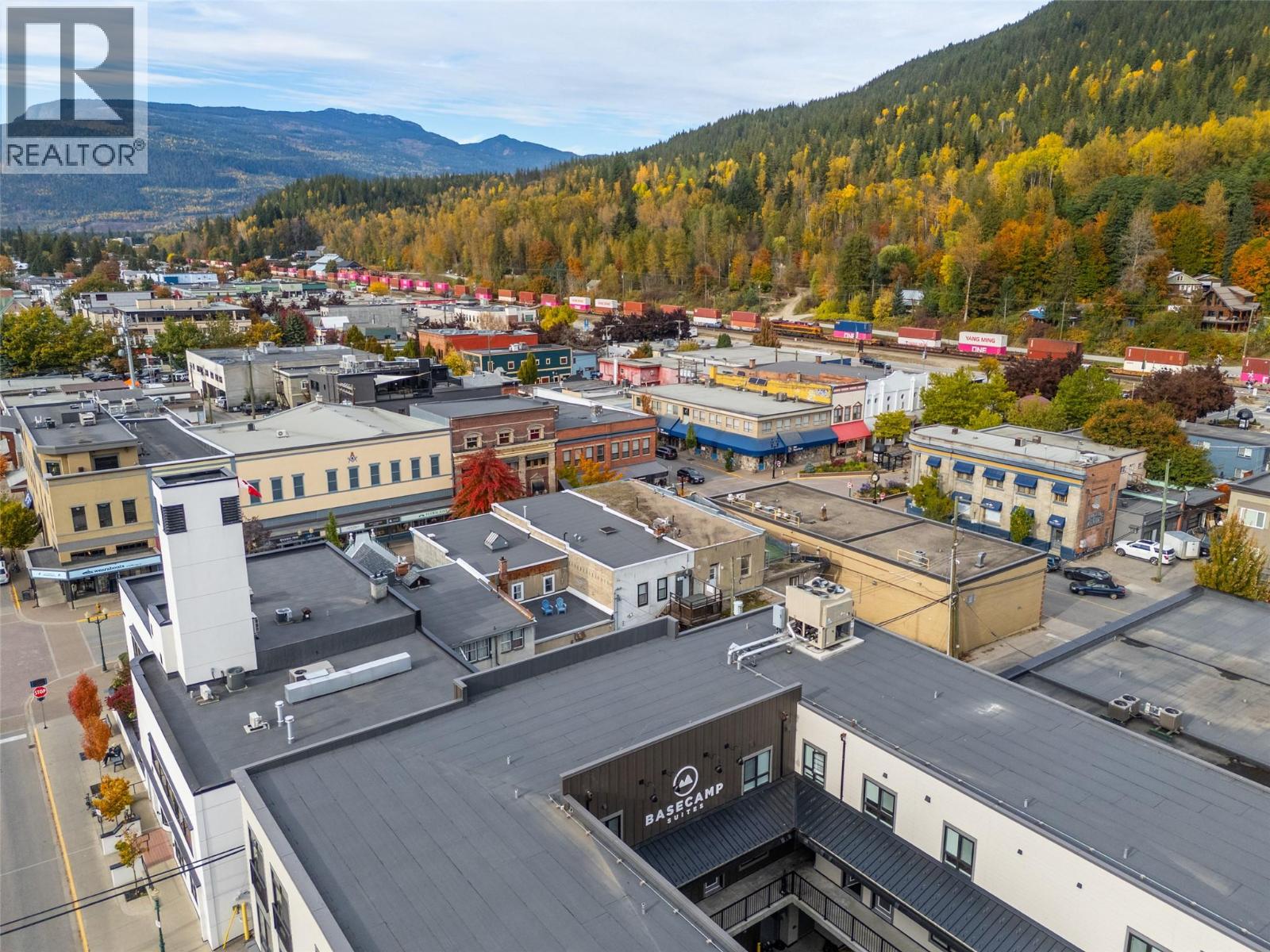 206 Mackenzie Avenue, Revelstoke