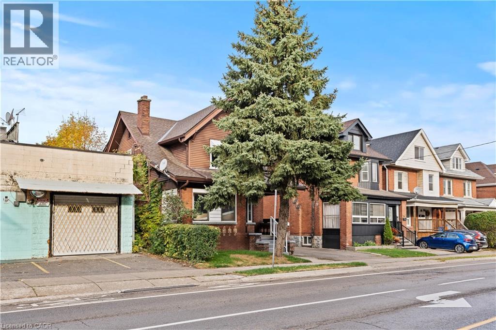 88 GAGE Avenue S - Photo 4 of 41, Hamilton, Ontario