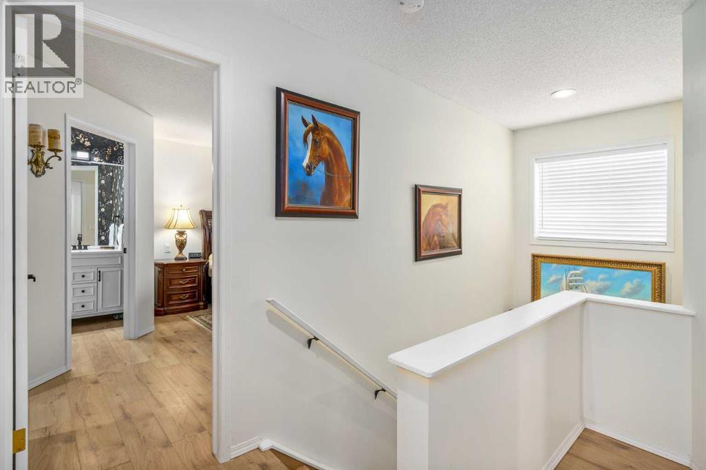 Single Family House for Sale in  Sunlake Gardens SE Sundance Calgary 