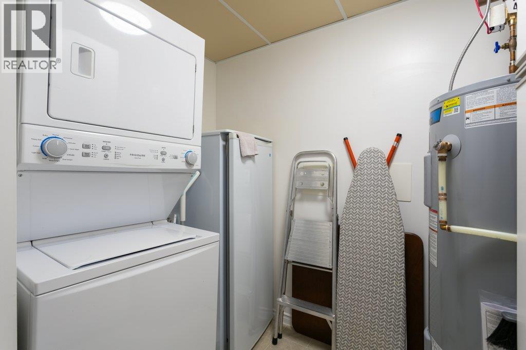 1895 Ambrosi Road Unit# 404, Kelowna