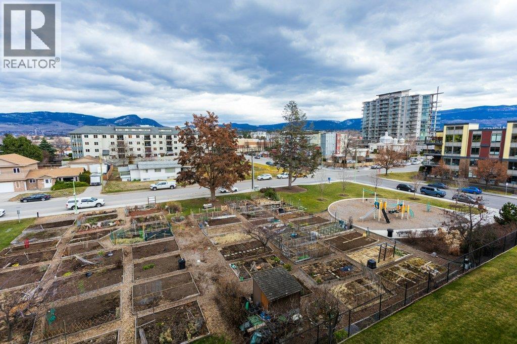 1895 Ambrosi Road Unit# 404, Kelowna