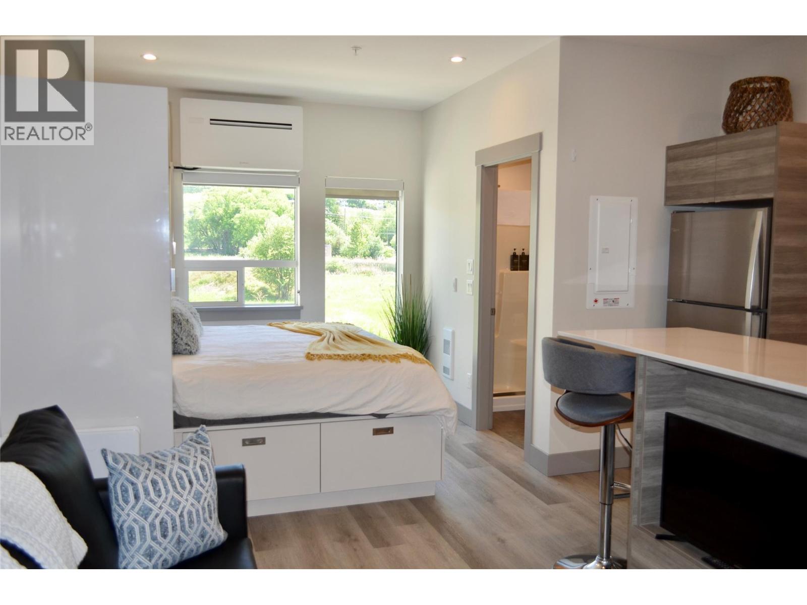 2555 Lakeshore Road Unit# 221, Vernon