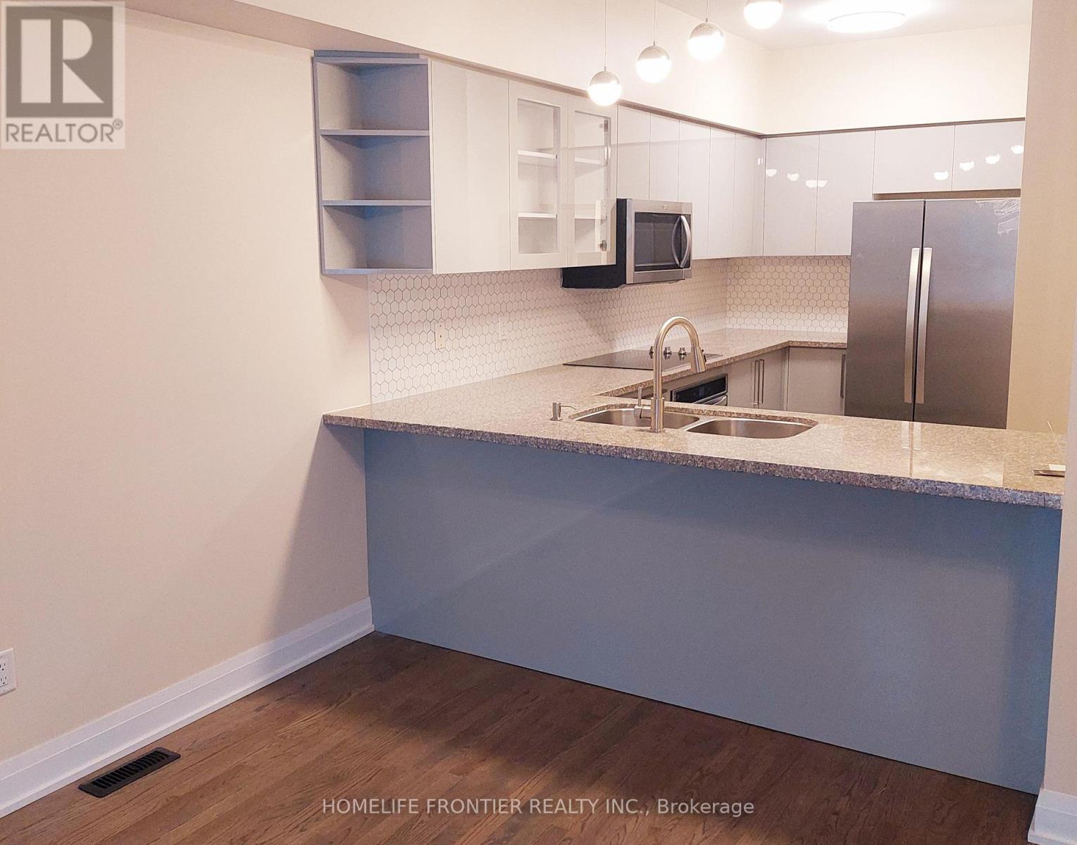 289 - 23 OBSERVATORY LANE - Photo 5 of 34, Richmond Hill (Observatory), Ontario