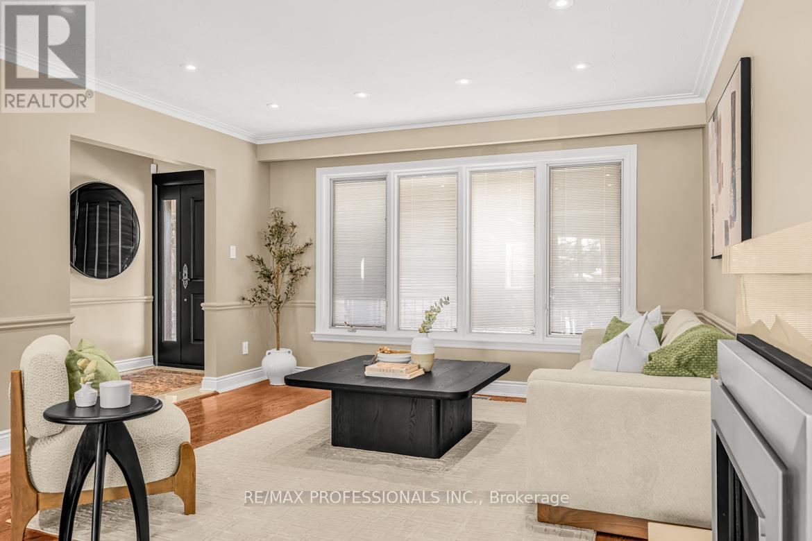 16 WOODPARK ROAD - 8