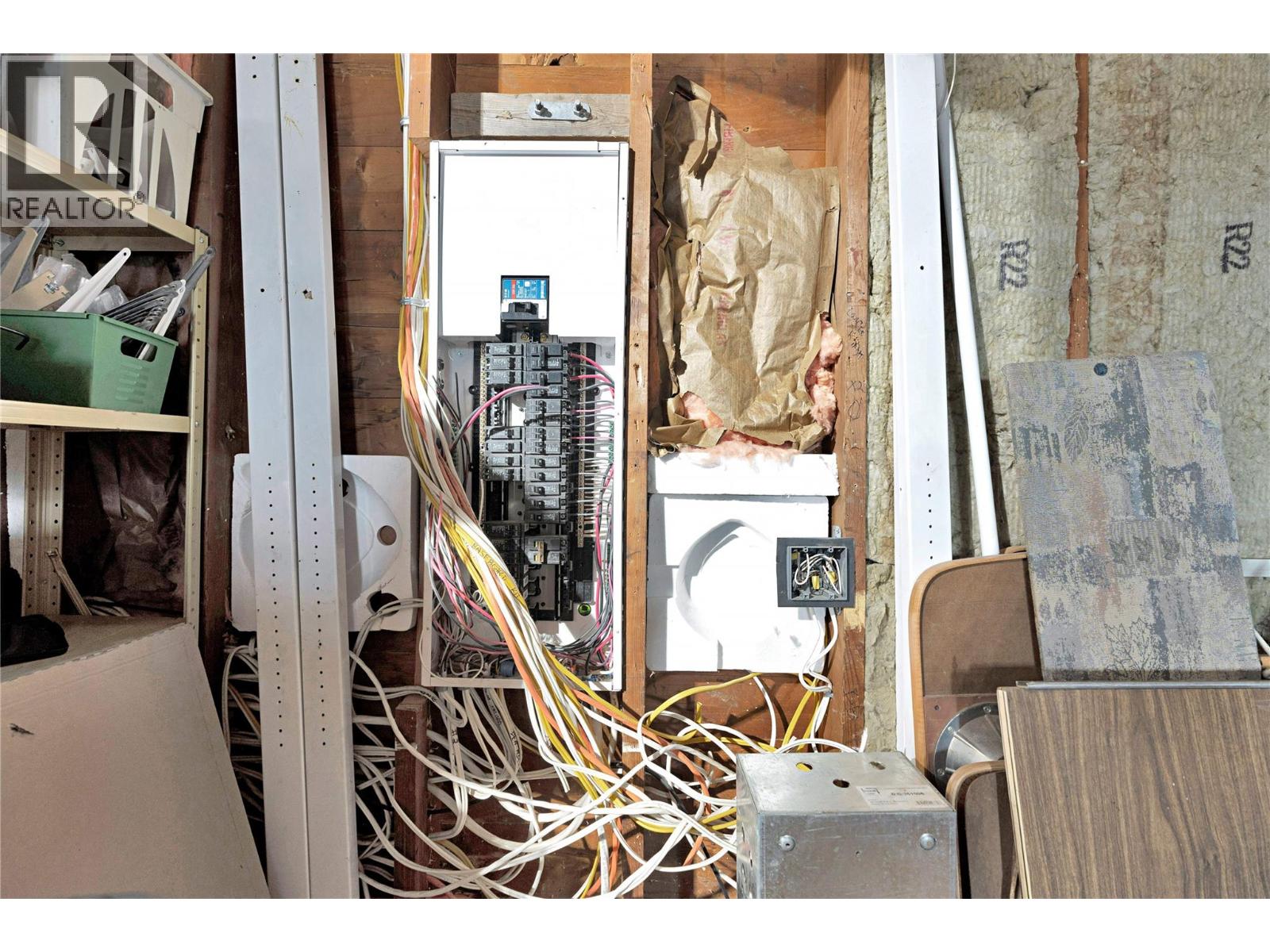 4010 Dodds Road, Armstrong