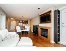 303 2950 King George Boulevard, Surrey, BC V4P0E5 Photo 12