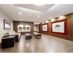 303 2950 King George Boulevard, Surrey, BC V4P0E5 Photo 31
