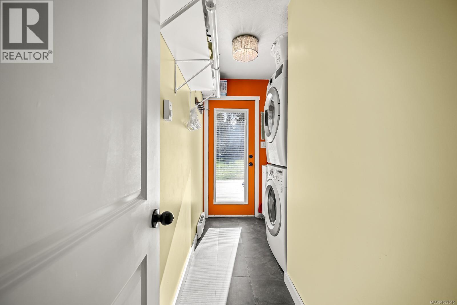 1787 Ryan Rd E, Comox