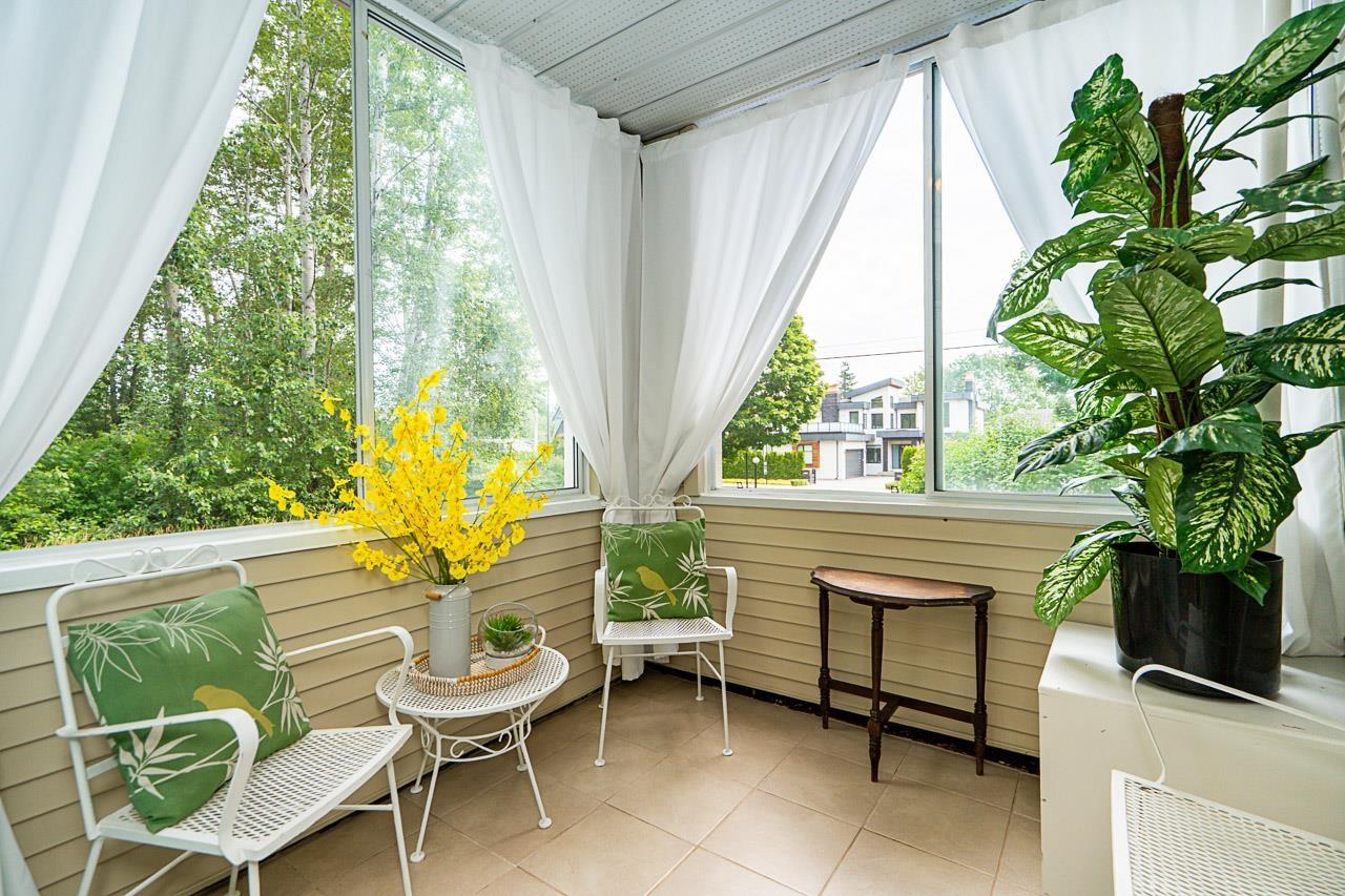 212 15991 THRIFT AVENUE, White Rock