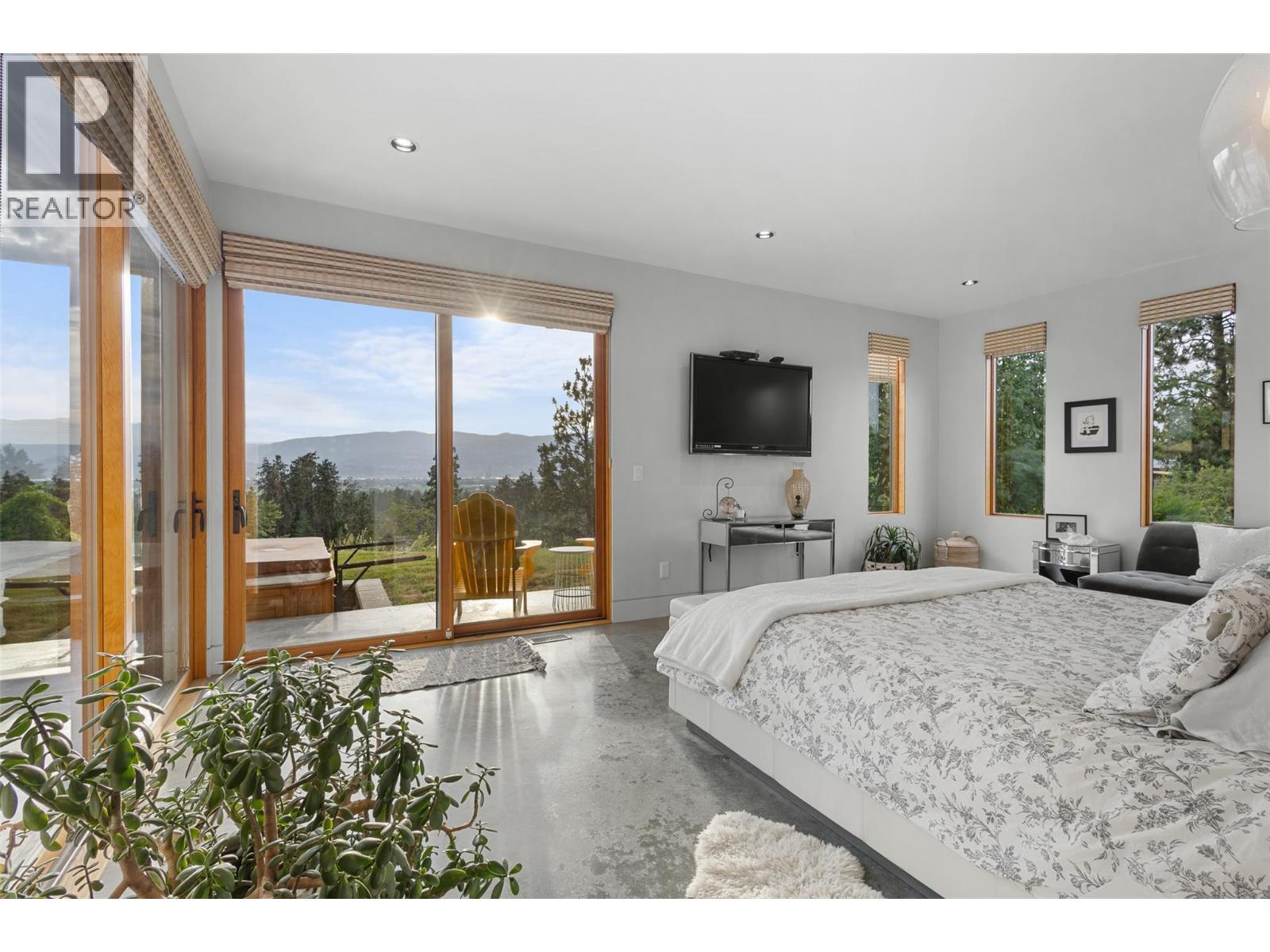3194 Dunster Road - 34
