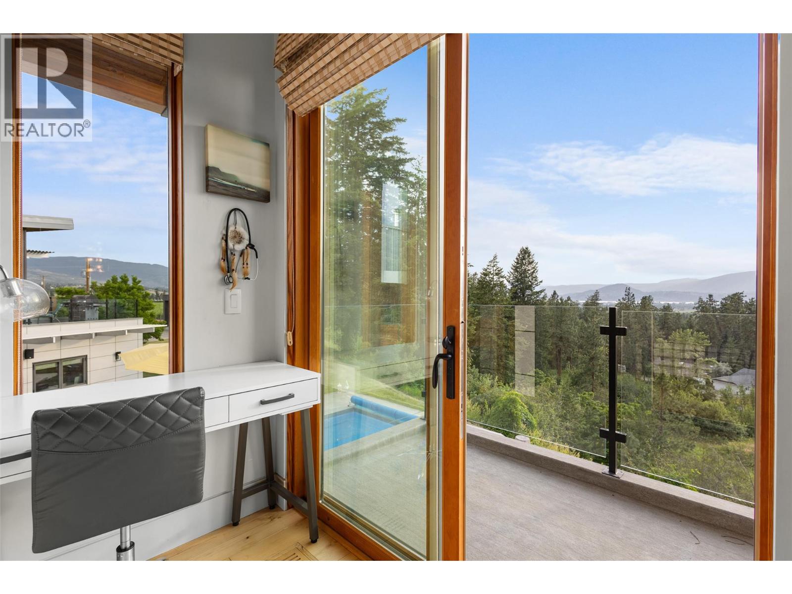3194 Dunster Road - 46