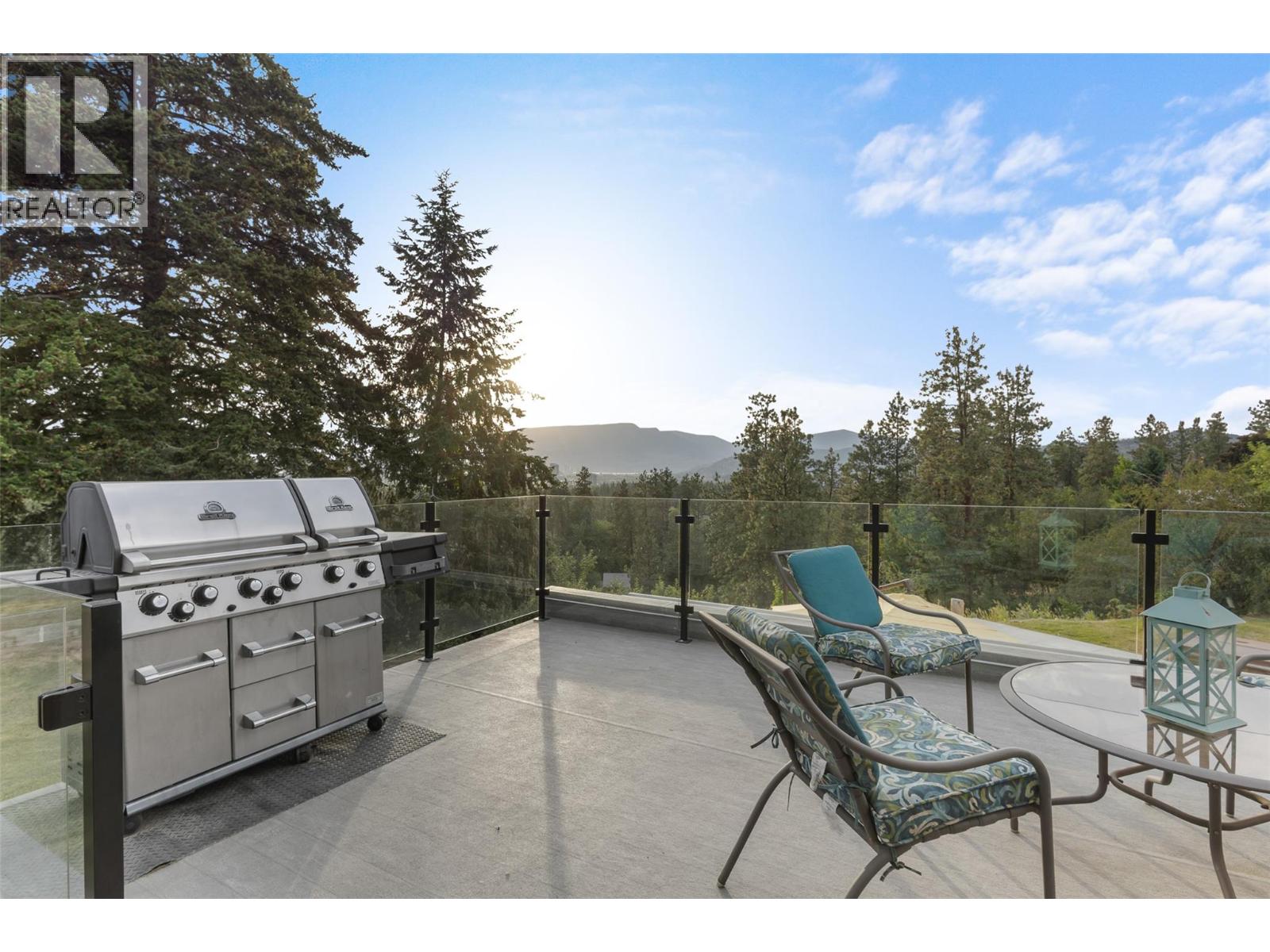 3194 Dunster Road - 68