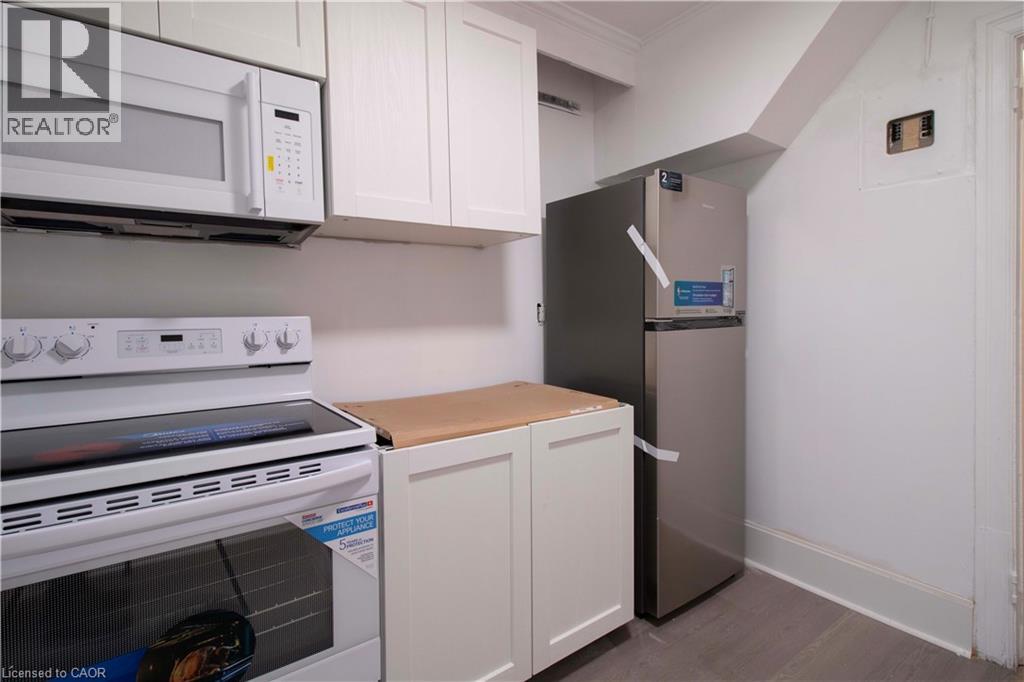 417 KING Street W - 6