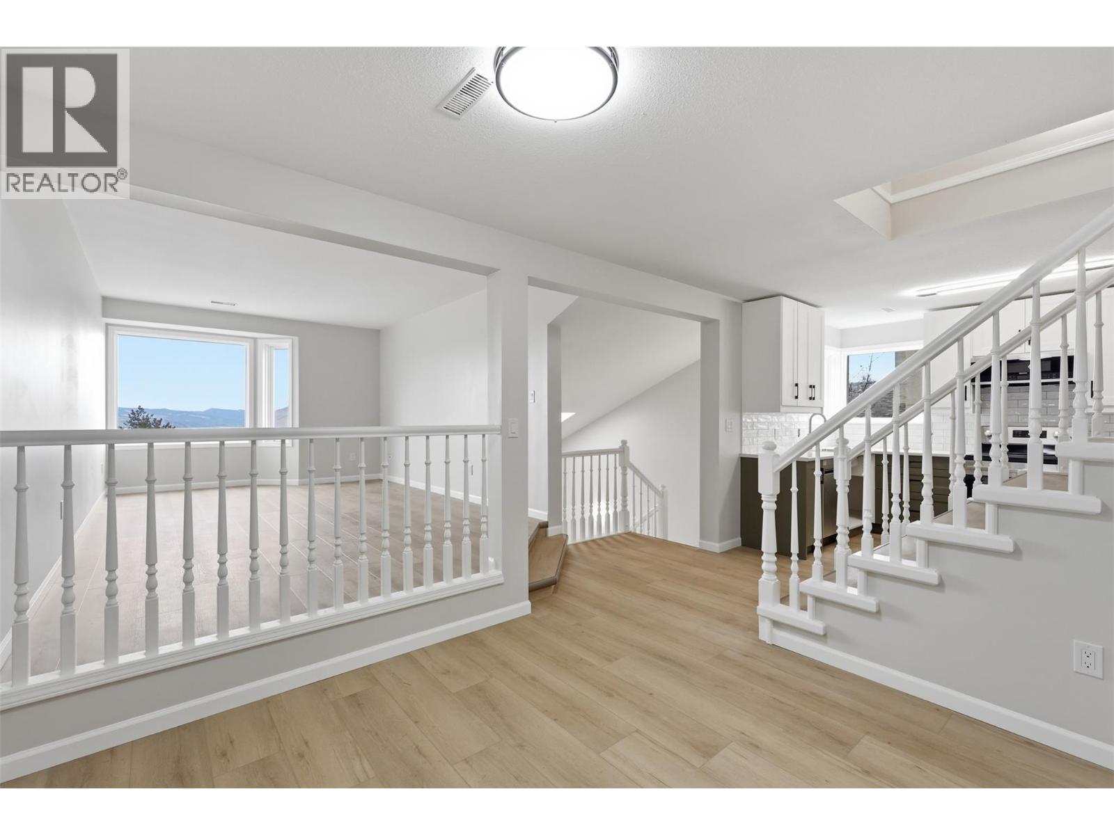 415 Waddington Drive, Kamloops