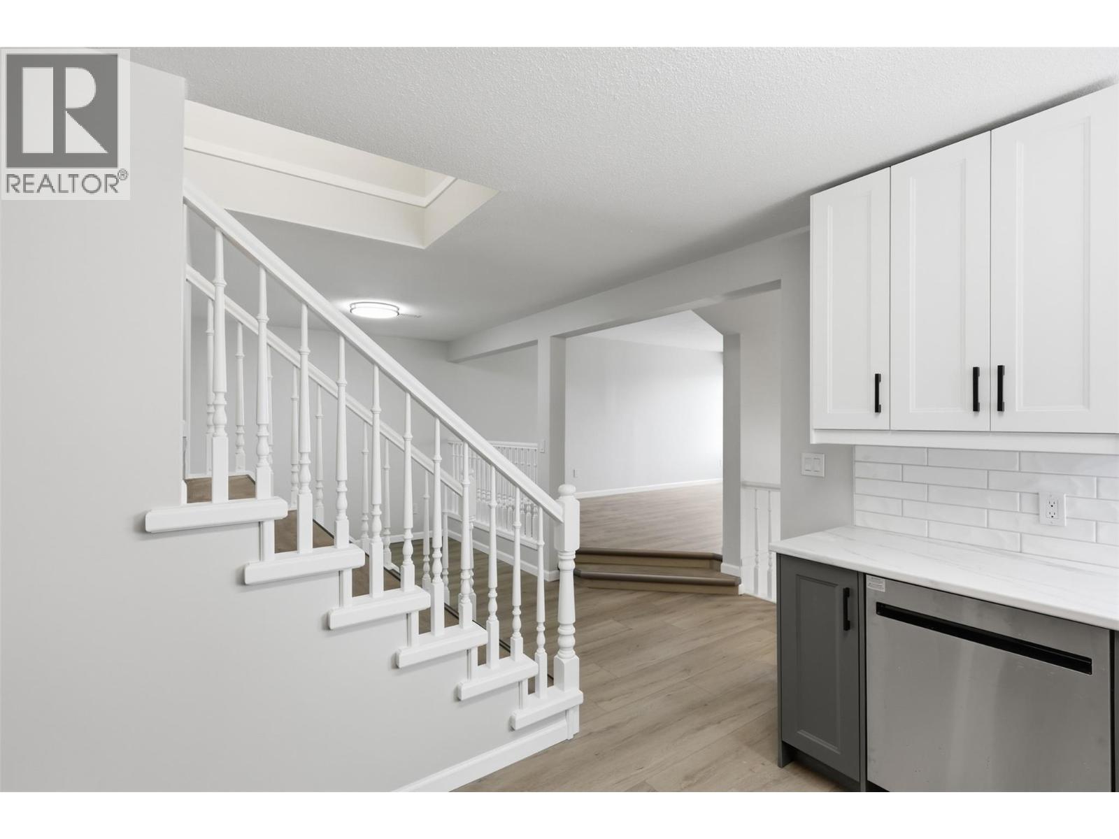 415 Waddington Drive, Kamloops