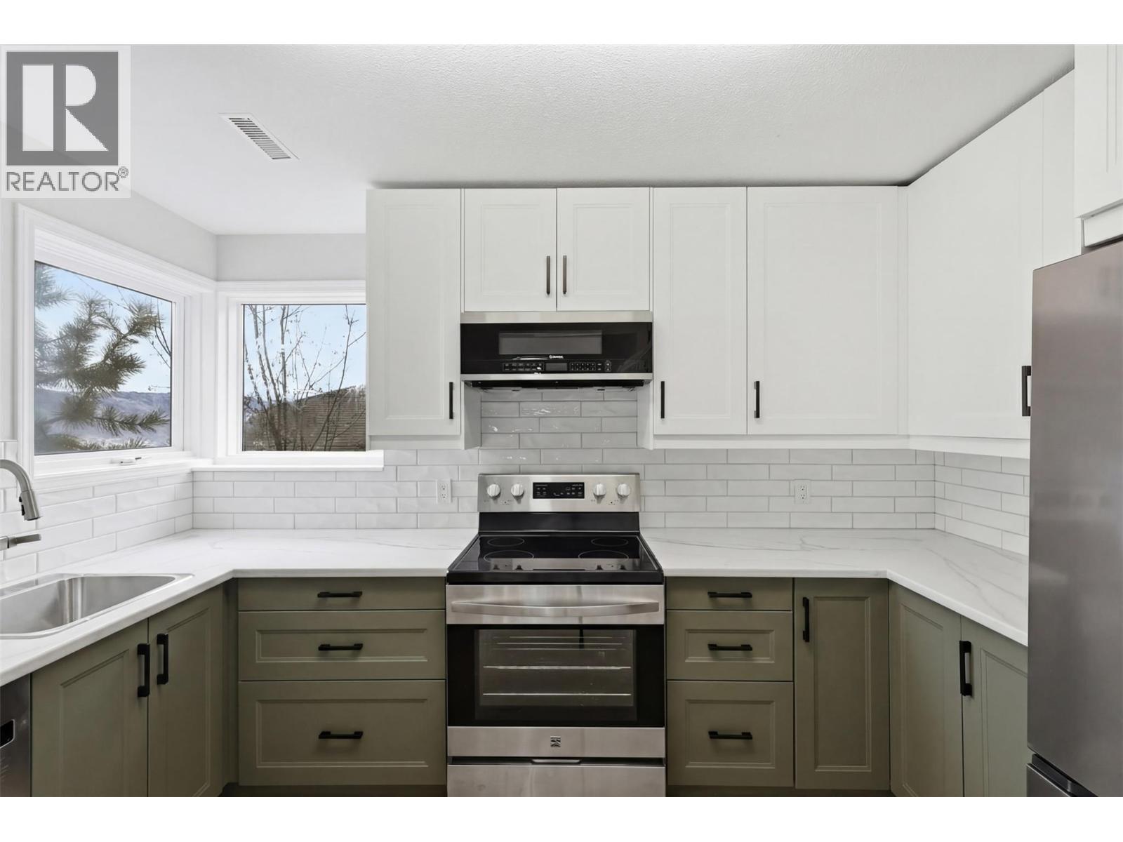 415 Waddington Drive, Kamloops