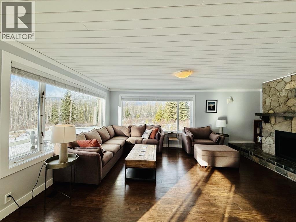 3345 NEWENS Road, Smithers