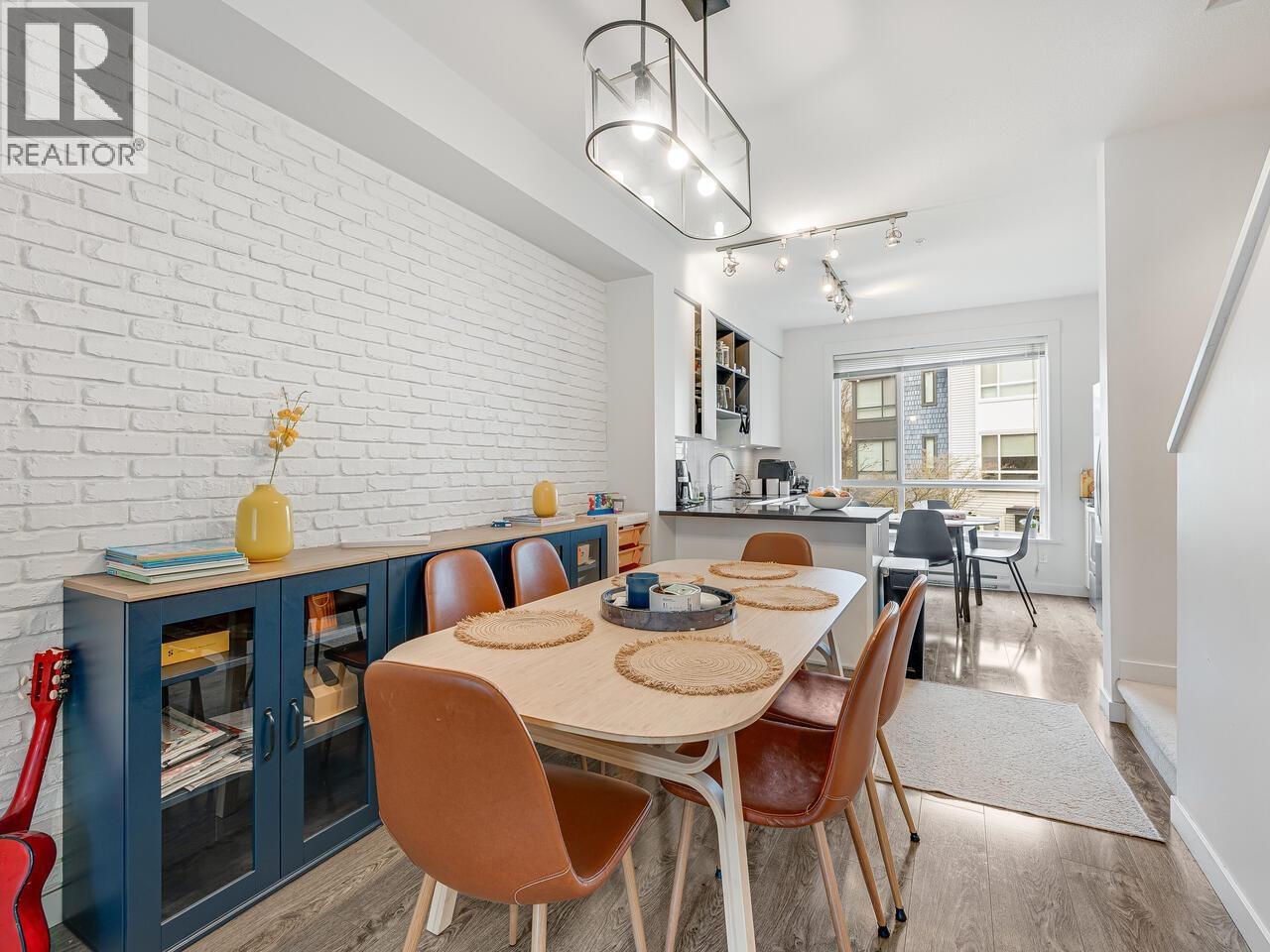 59 2310 RANGER LANE - Photo 4 of 21, Port Coquitlam, British Columbia