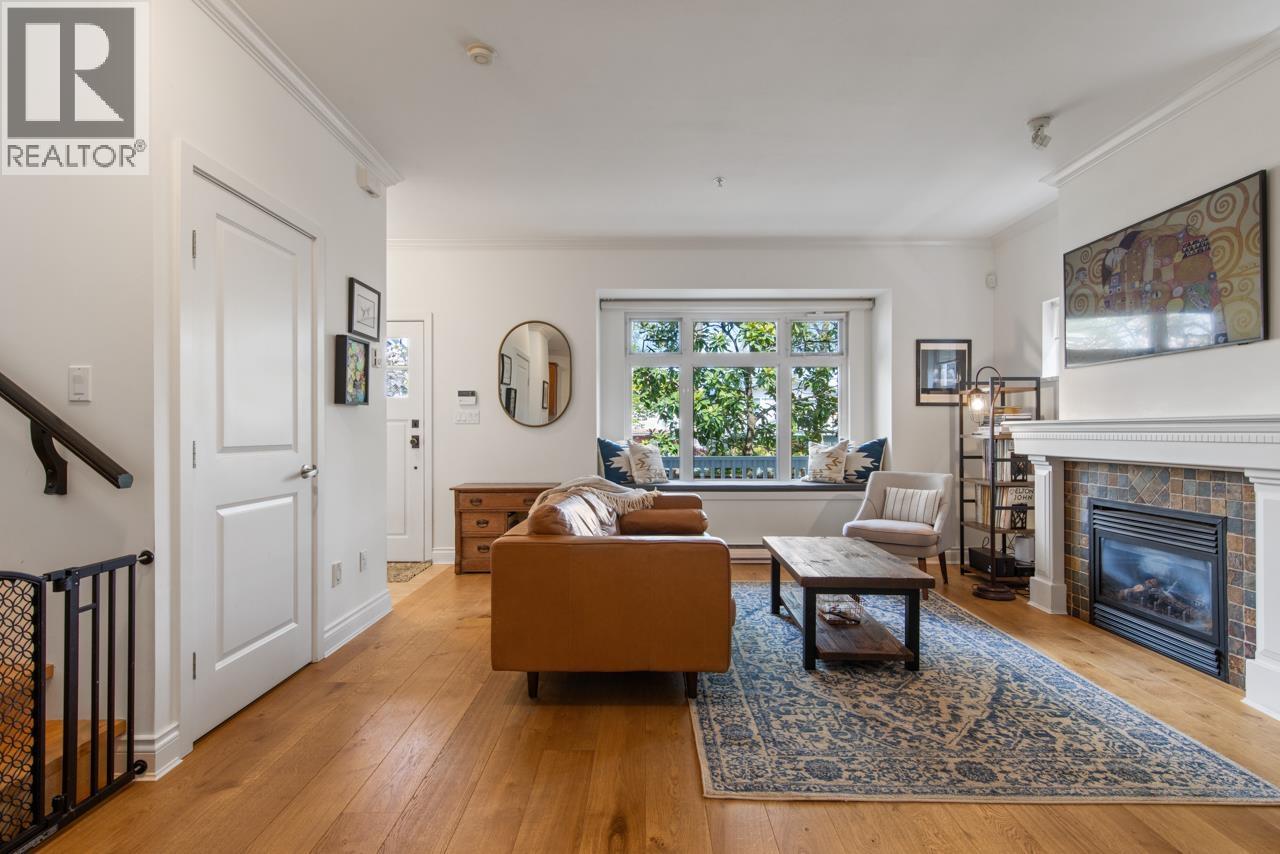 830 E 10TH AVENUE - Photo 5 of 29, Vancouver, British Columbia