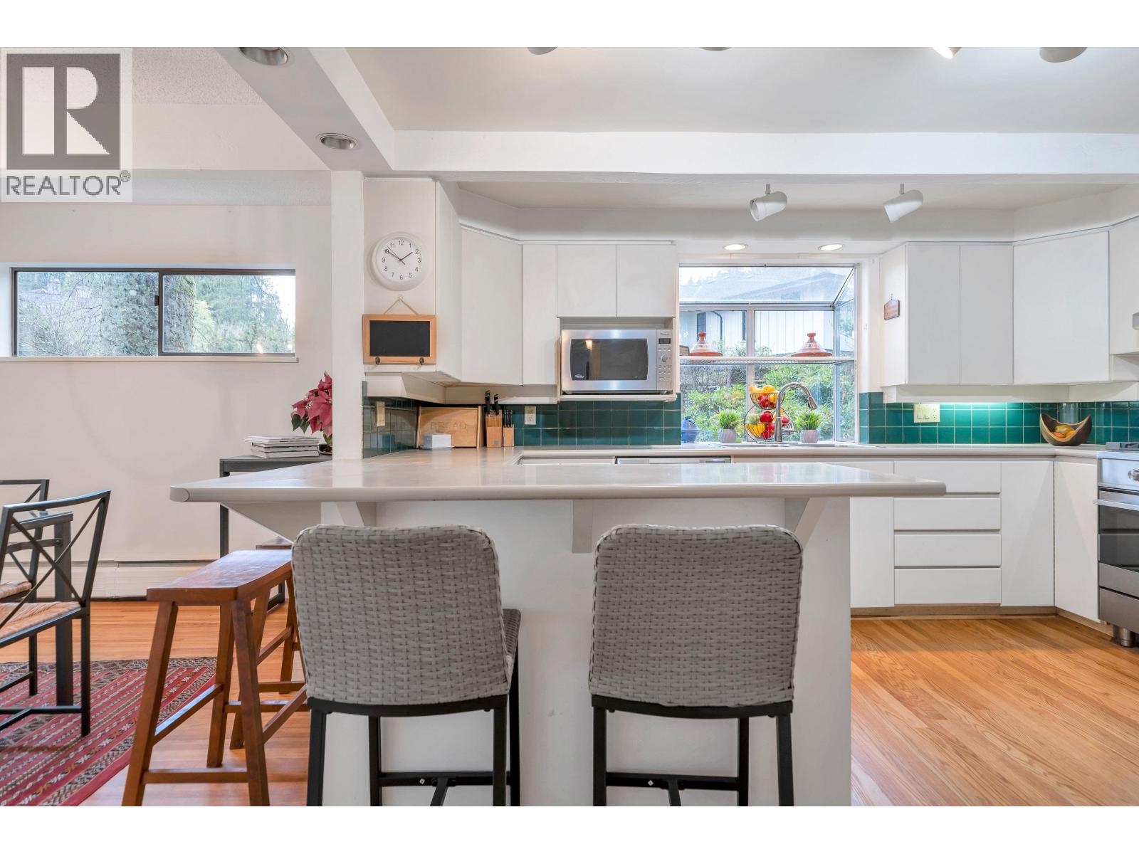 4890 THE DALE, West Vancouver