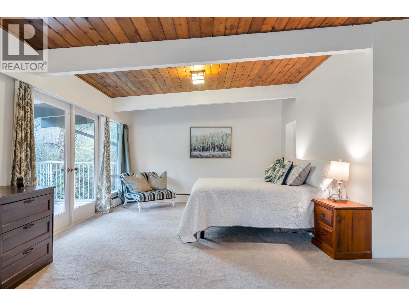 4890 THE DALE, West Vancouver