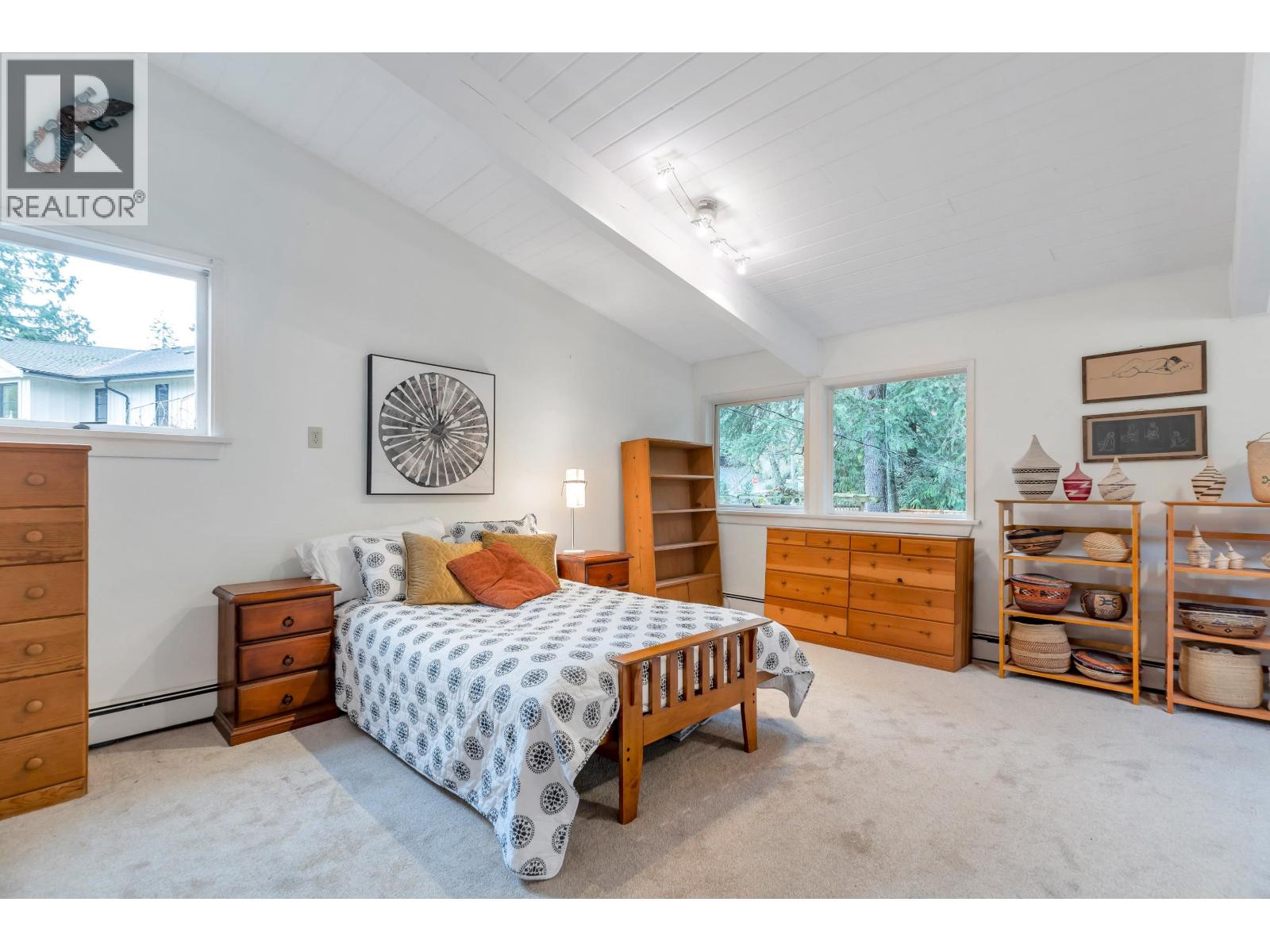 4890 THE DALE, West Vancouver