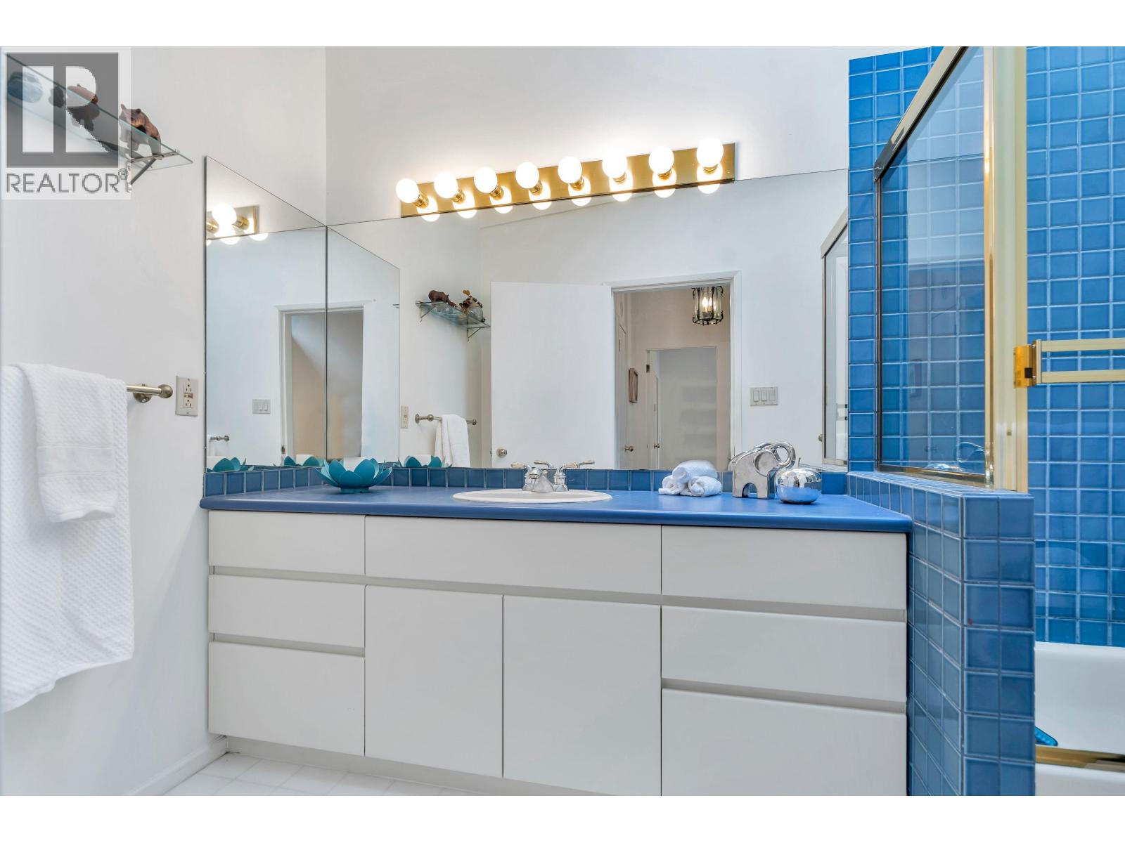 4890 THE DALE, West Vancouver