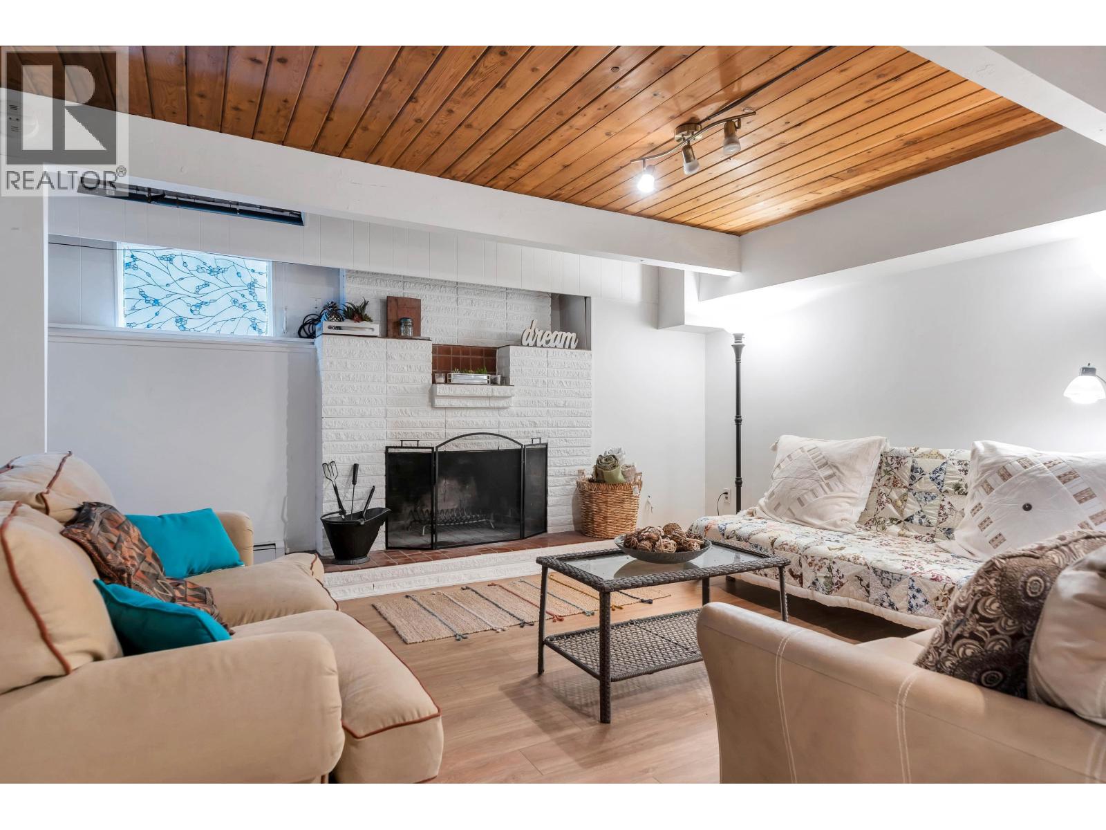 4890 THE DALE, West Vancouver