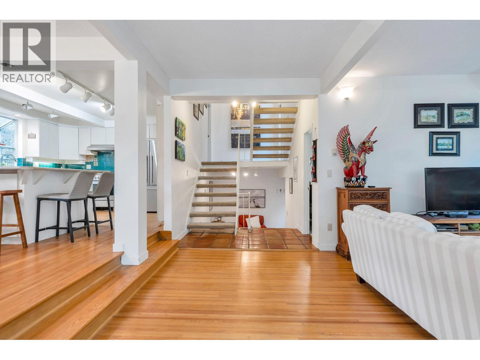 4890 THE DALE, West Vancouver