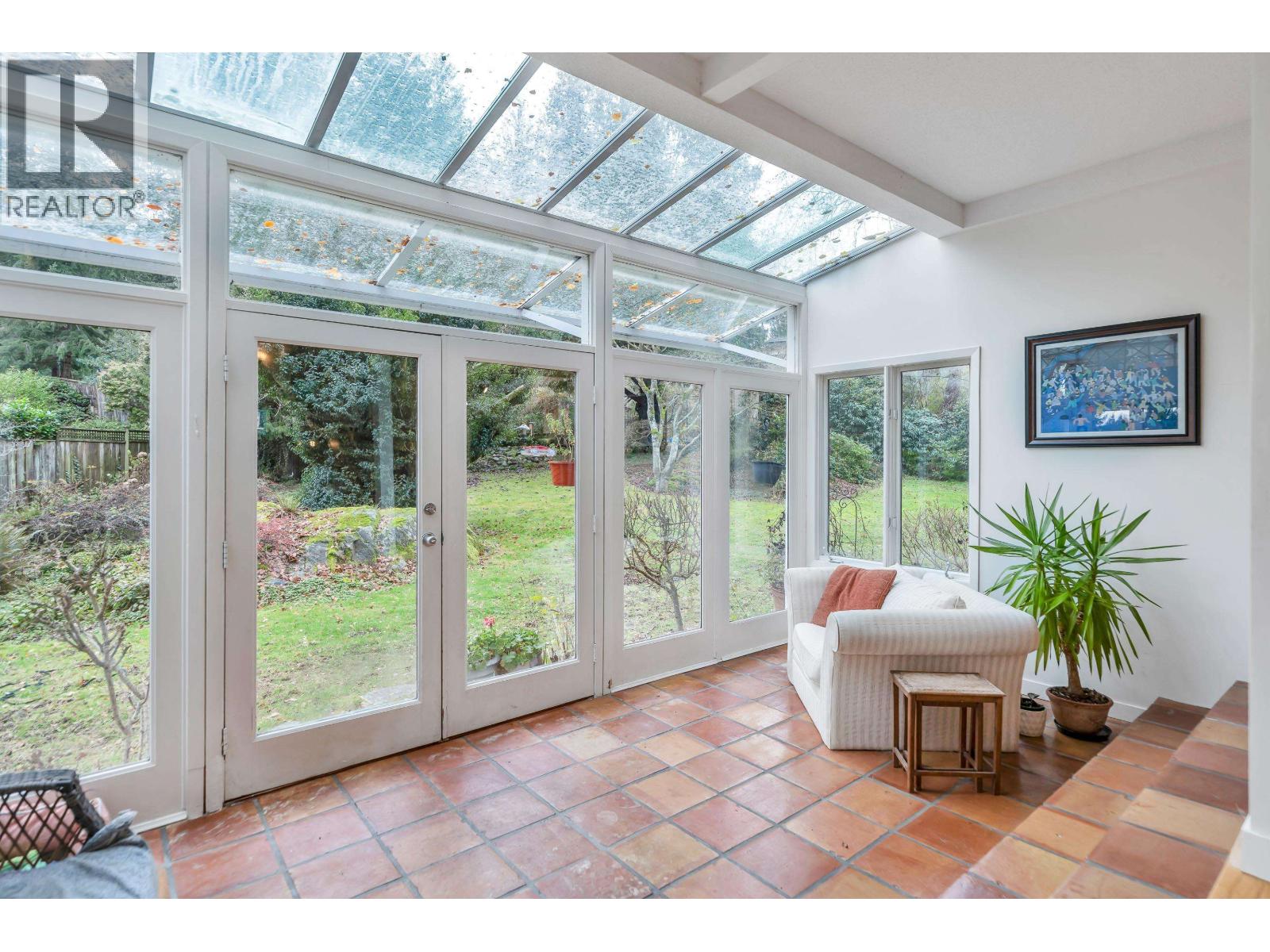 4890 THE DALE, West Vancouver