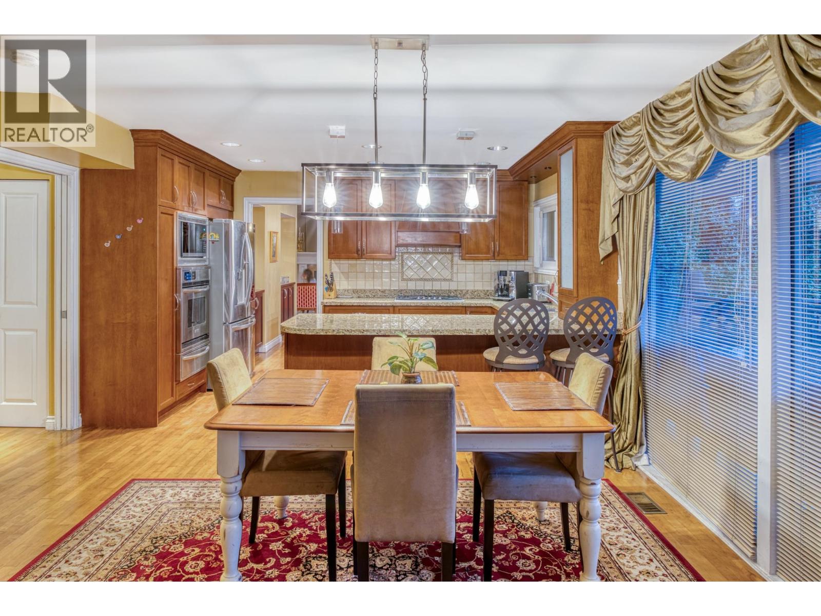 1428 W 37TH AVENUE, Vancouver