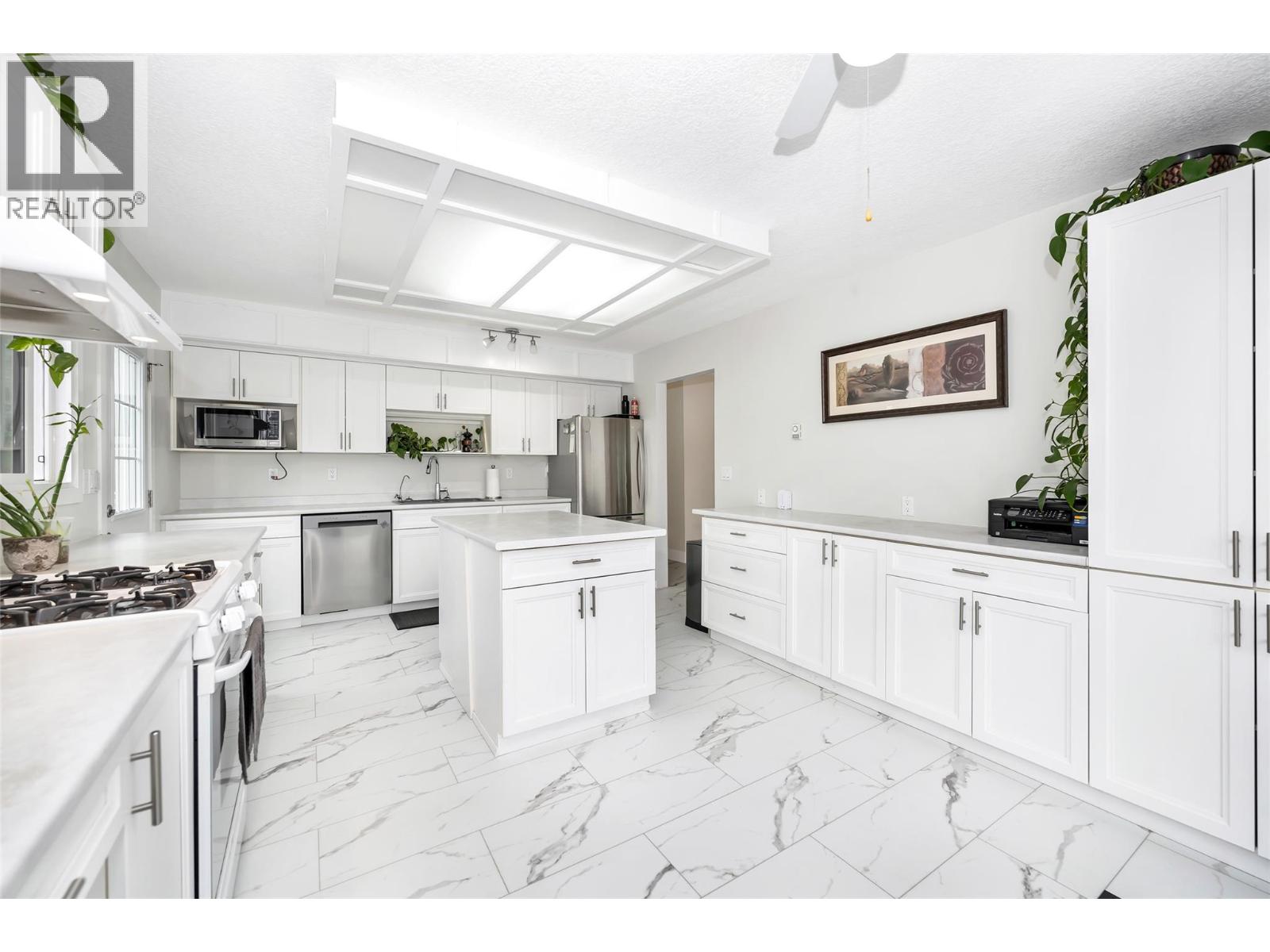  5844 Pleasant Valley Road, Vernon